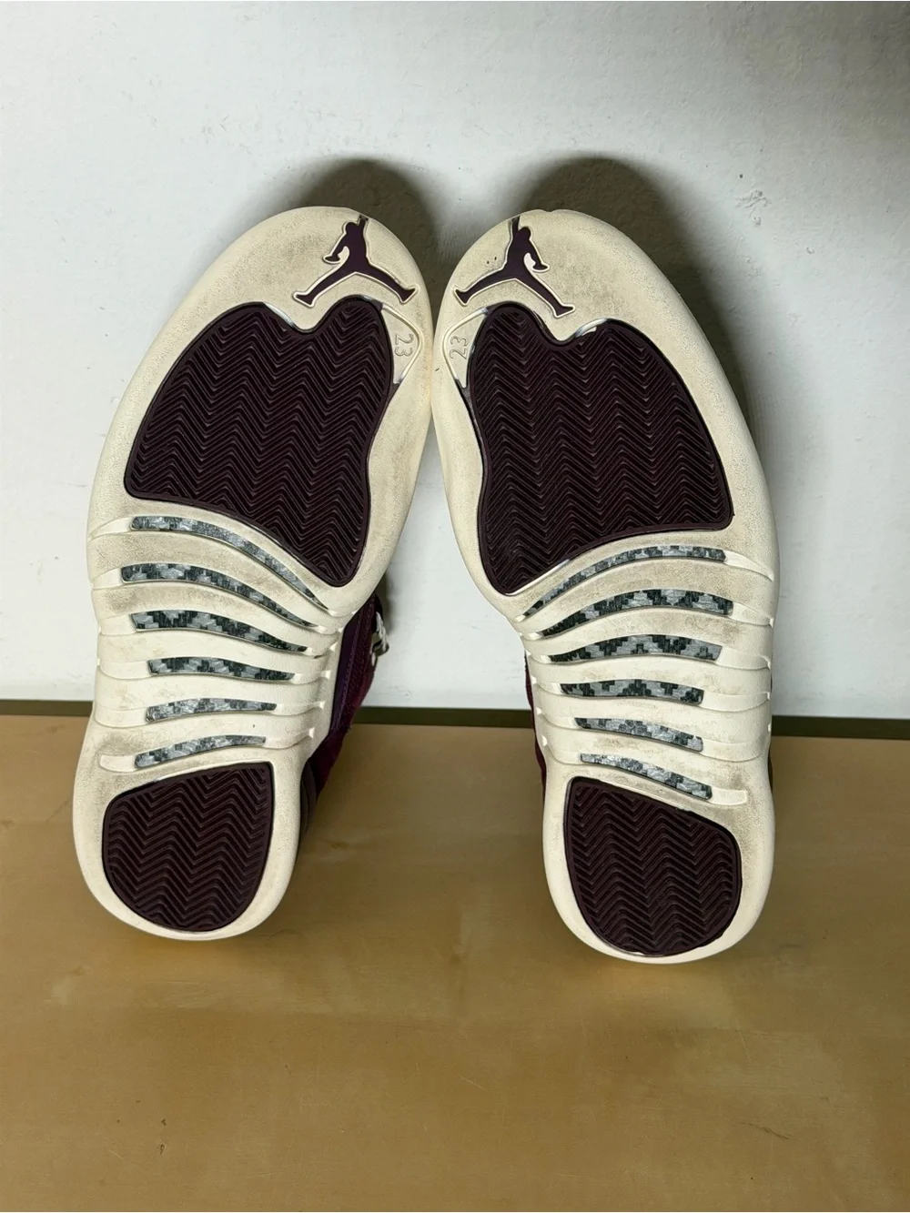 Nike Air Jordan 12 Retro Bordeaux Sneakers 130690-617 Men’s Size 9